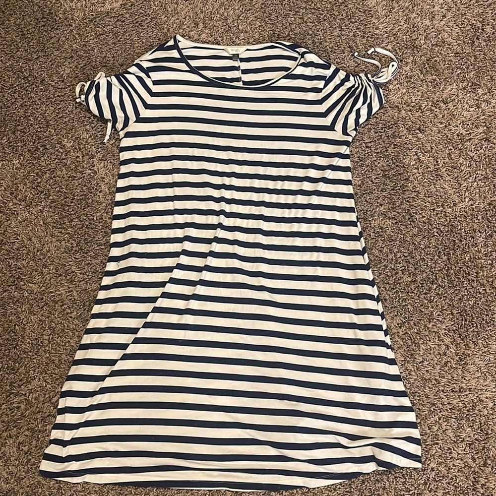 Terra and Sky Woman’s maternity long dress.